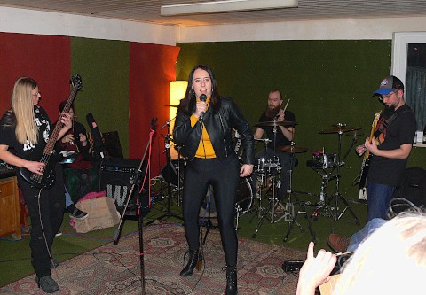 Ellis und Kevin mit Band